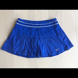 Nike tennis skirt